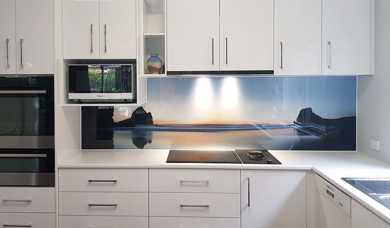 What is a Glass Splashback
