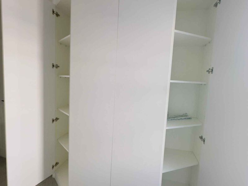 bespoke fitted wardrobe